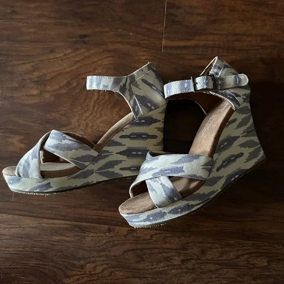 Tom's wedges size W5 - Picture 1 of 5